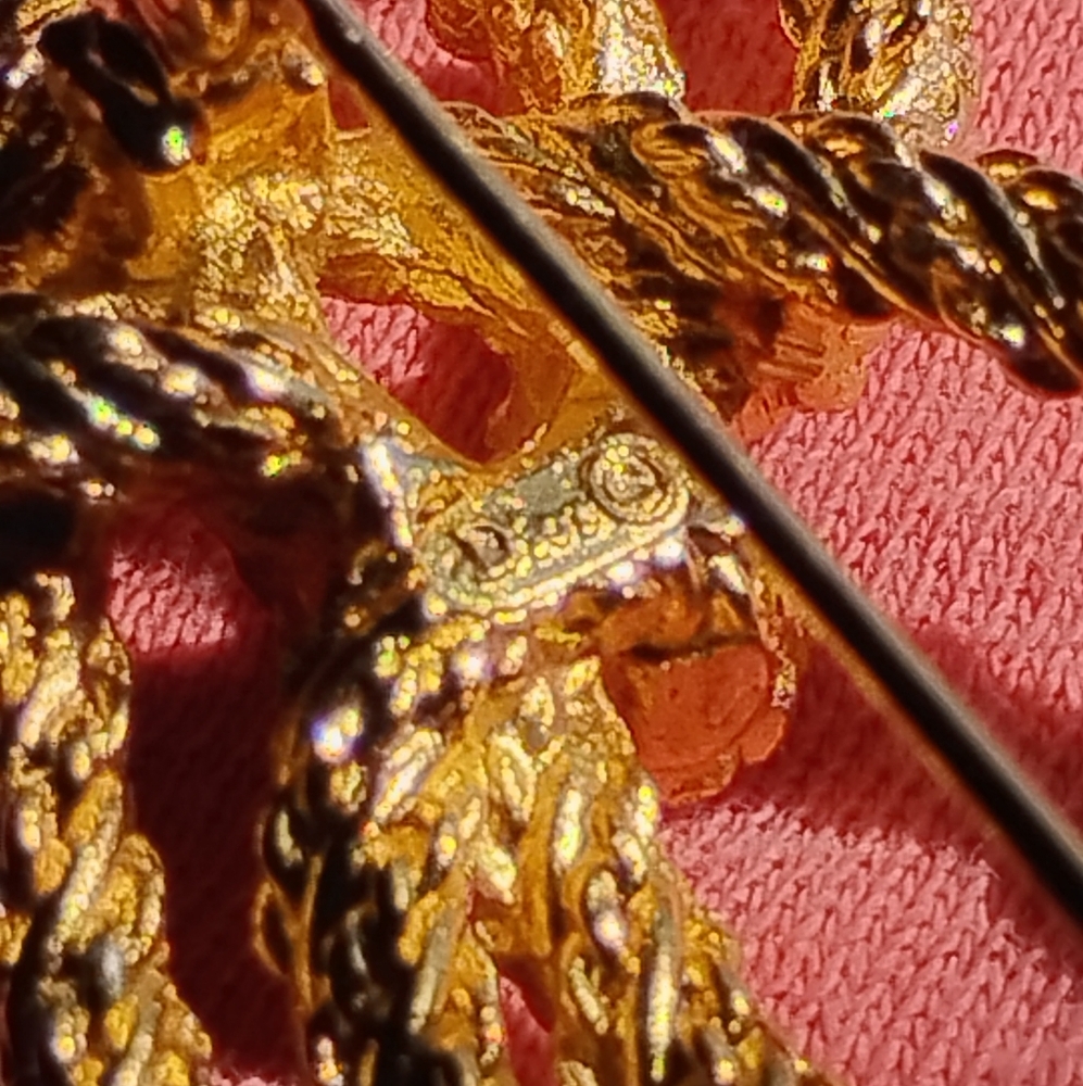 Christian Dior Vintage Elegant Gold Plated Knot Brooch.Authintic - Picture 2 of 16